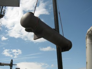 Manufacturing and installation of a condenser