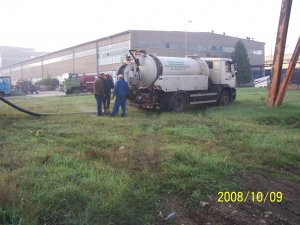 Cleaning of a sewerage system