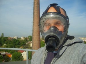 Inspection of a pomace storage tank