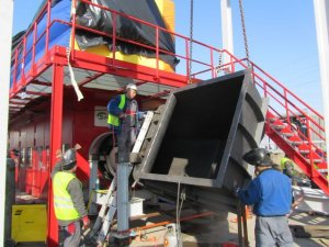 Mechanical and technological assembly works at a small power station