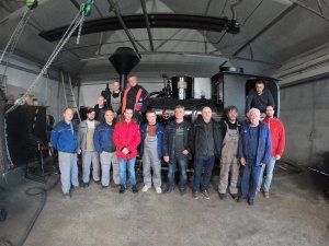 Repair of steam engine called "Zsuzsi"