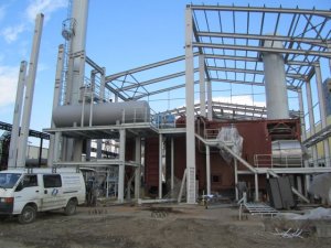 Mechanical and technological assembly works at a small power station